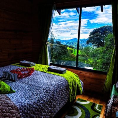 hermosa vista desde una cabaña para pareja hermosa vista desde una cabaña para pareja